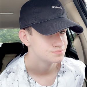 Meet your Posher, Sean